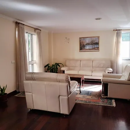 Apartamento - I